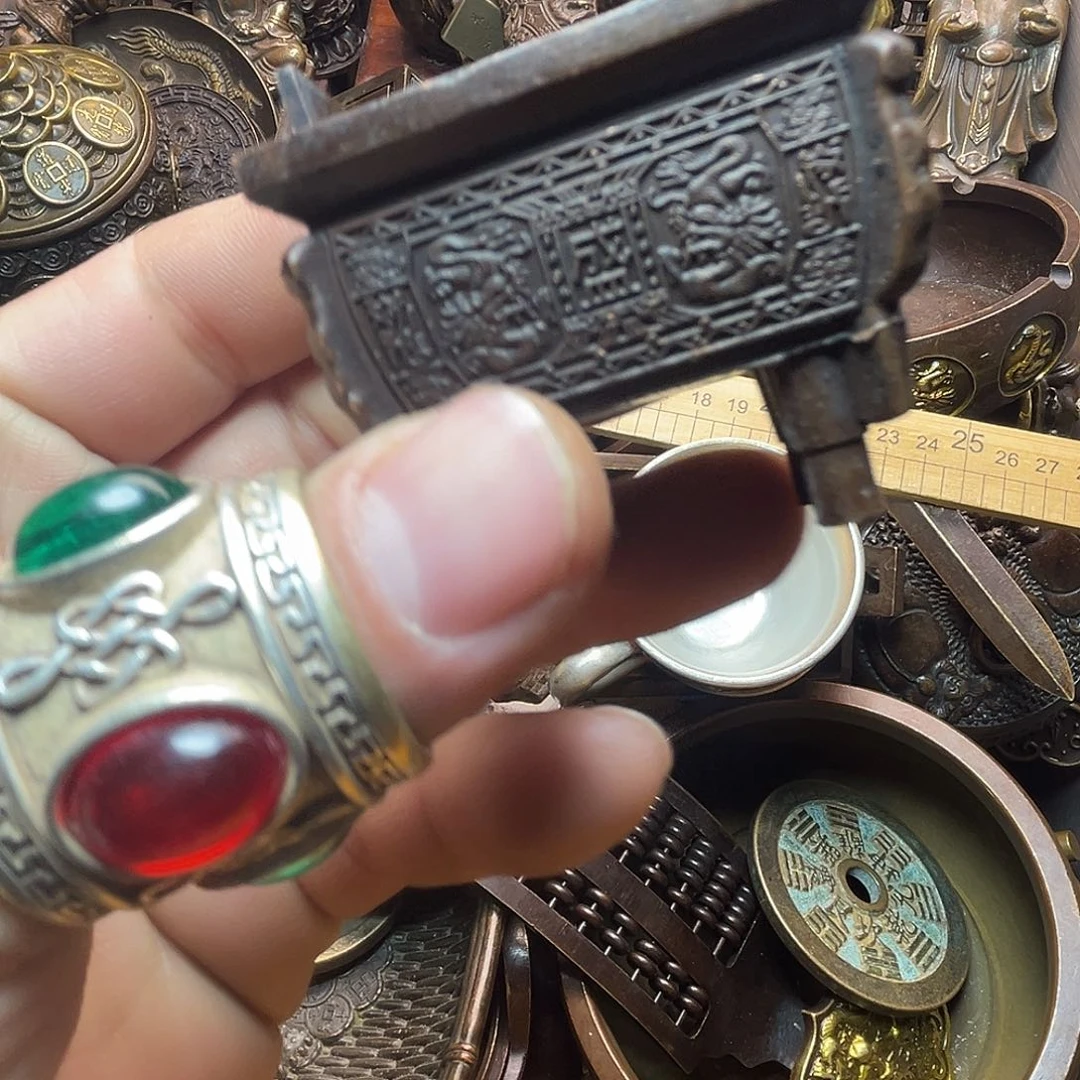 精美铜器收藏品等