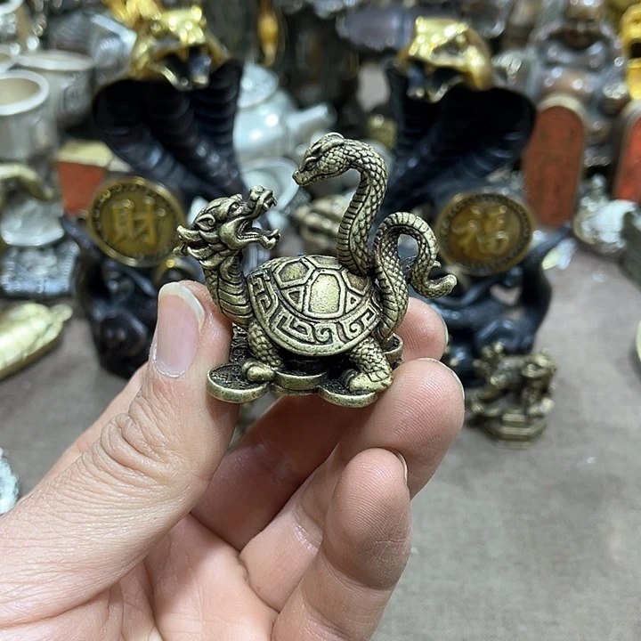 张*黄铜材质精品摆件