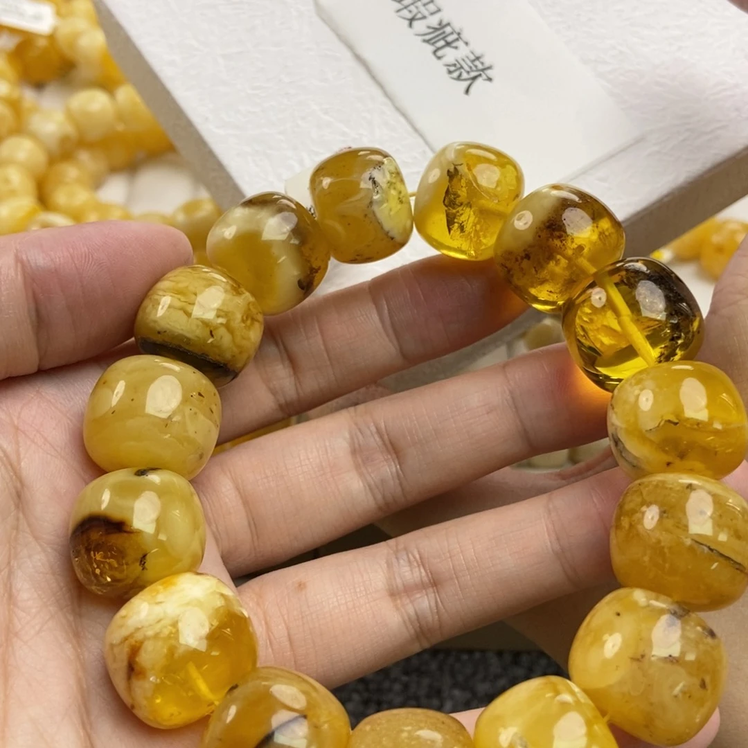 蜜蜡珠宝奇石未镶嵌