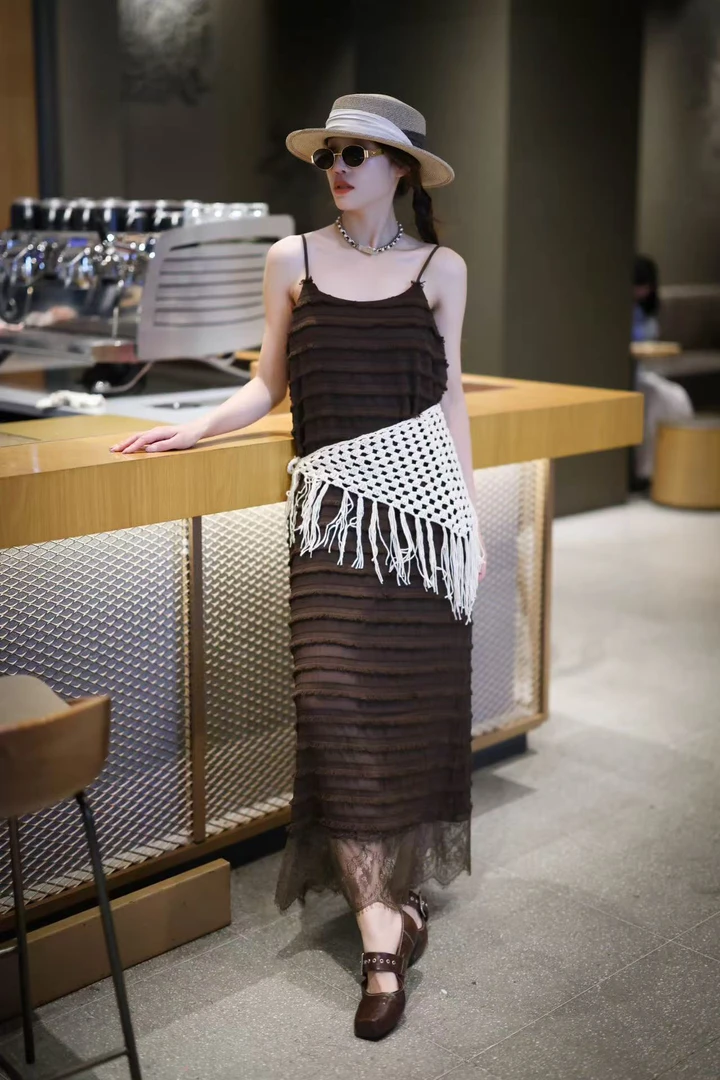 【BAI】荷叶边吊带长裙女宽松设计感连衣裙3733