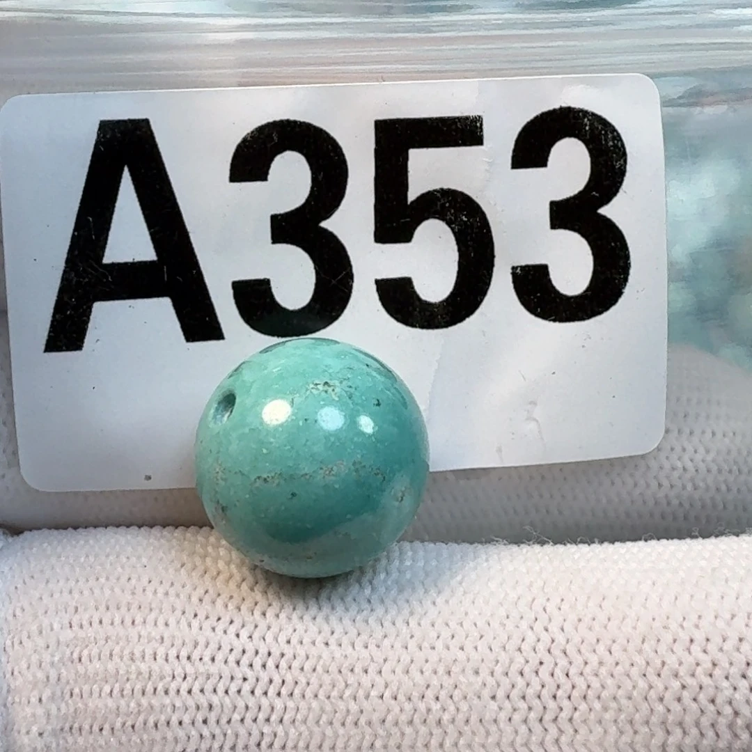 绿松石未镶嵌珠宝奇石16.5