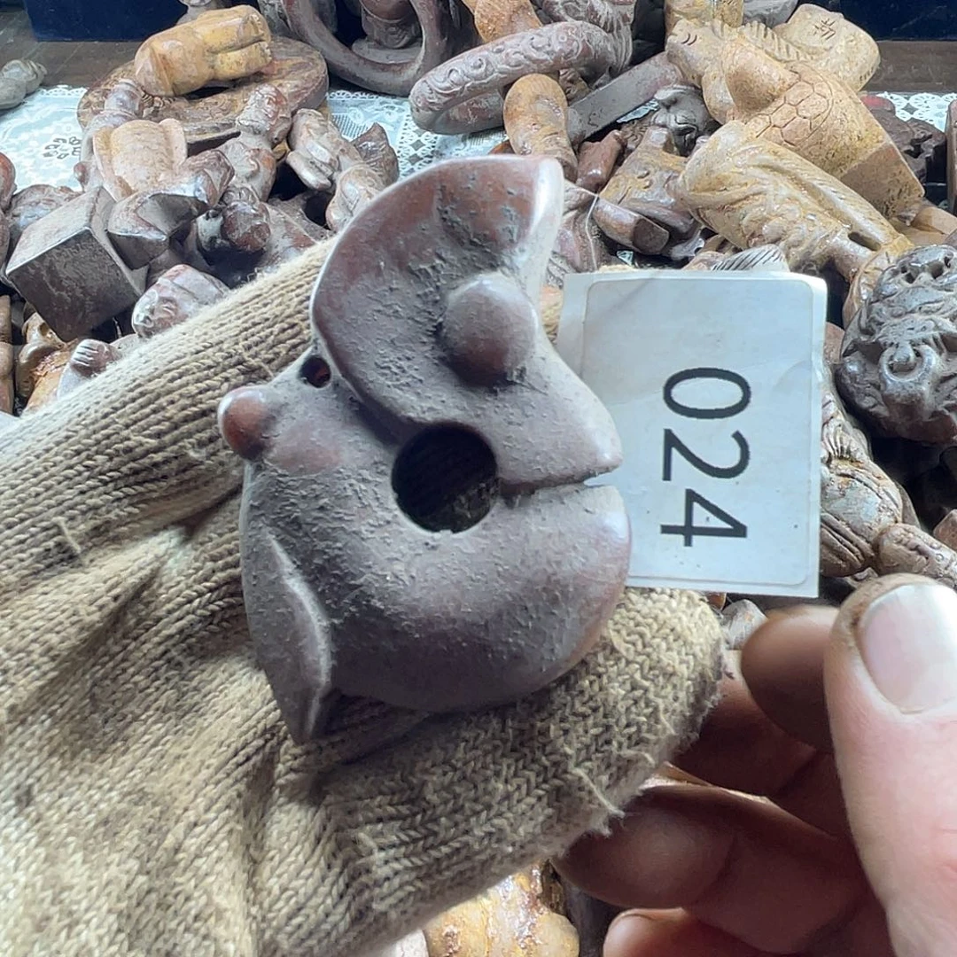 和田玉（糖玉）未镶嵌挂件