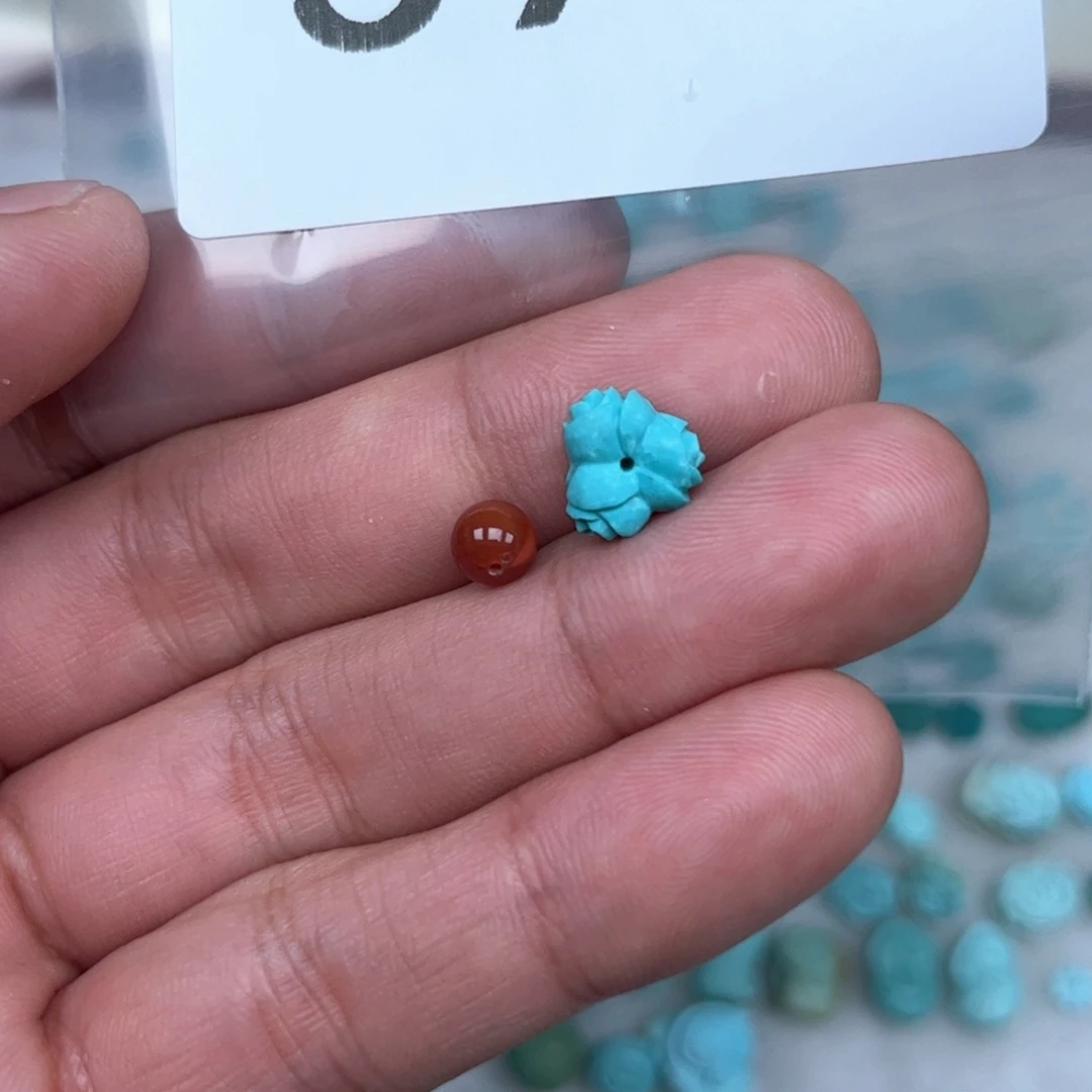 裕***安南红玛瑙未镶嵌珠宝奇石