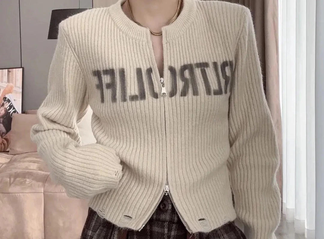 双开拉链设计感印花字母时尚长袖针织衫秋冬新款休闲显瘦百搭上衣