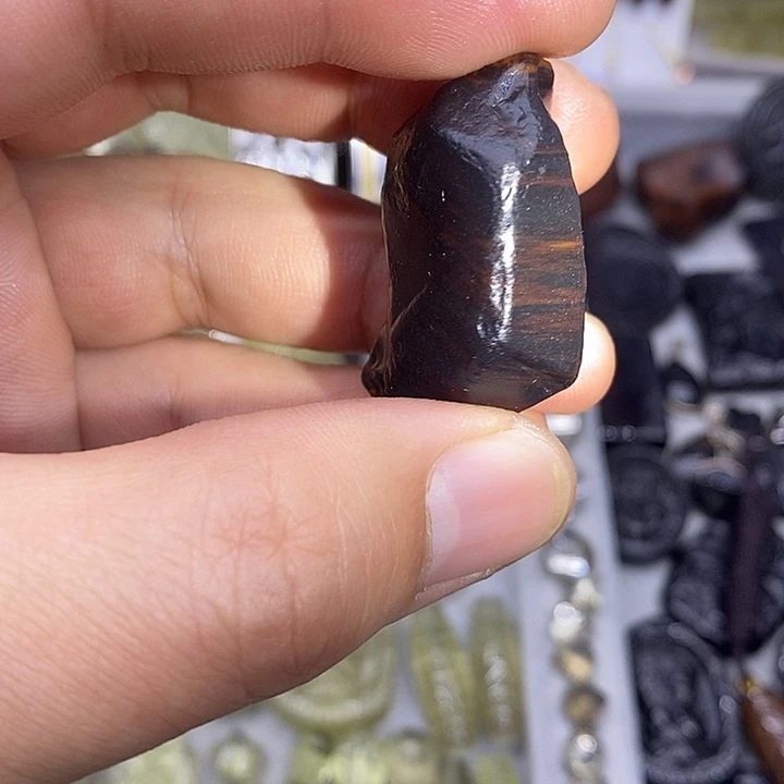 娇***娇玻璃非金属西藏紫色火焰原石