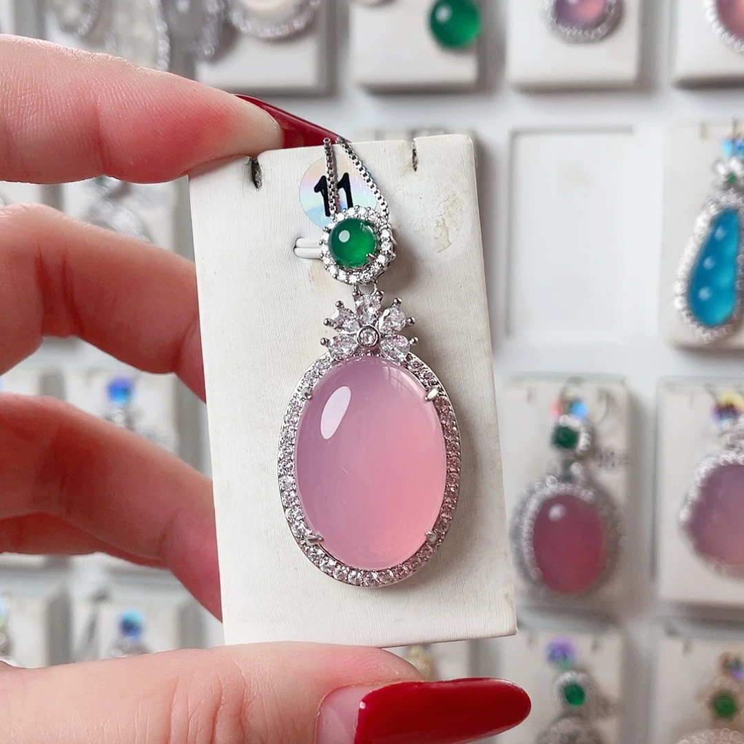 玛瑙/玉髓未镶嵌颈饰