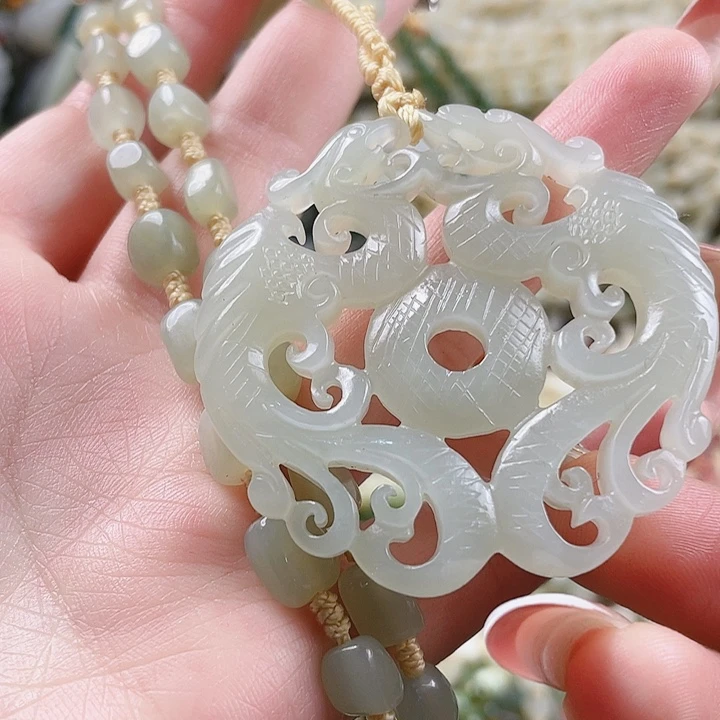 未镶嵌和田玉挂件