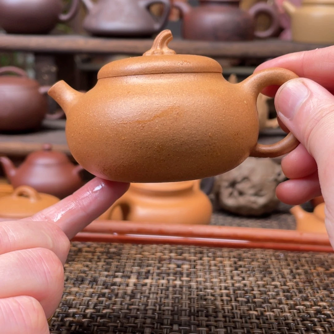 茶壶紫砂宜兴原矿紫砂手工制110