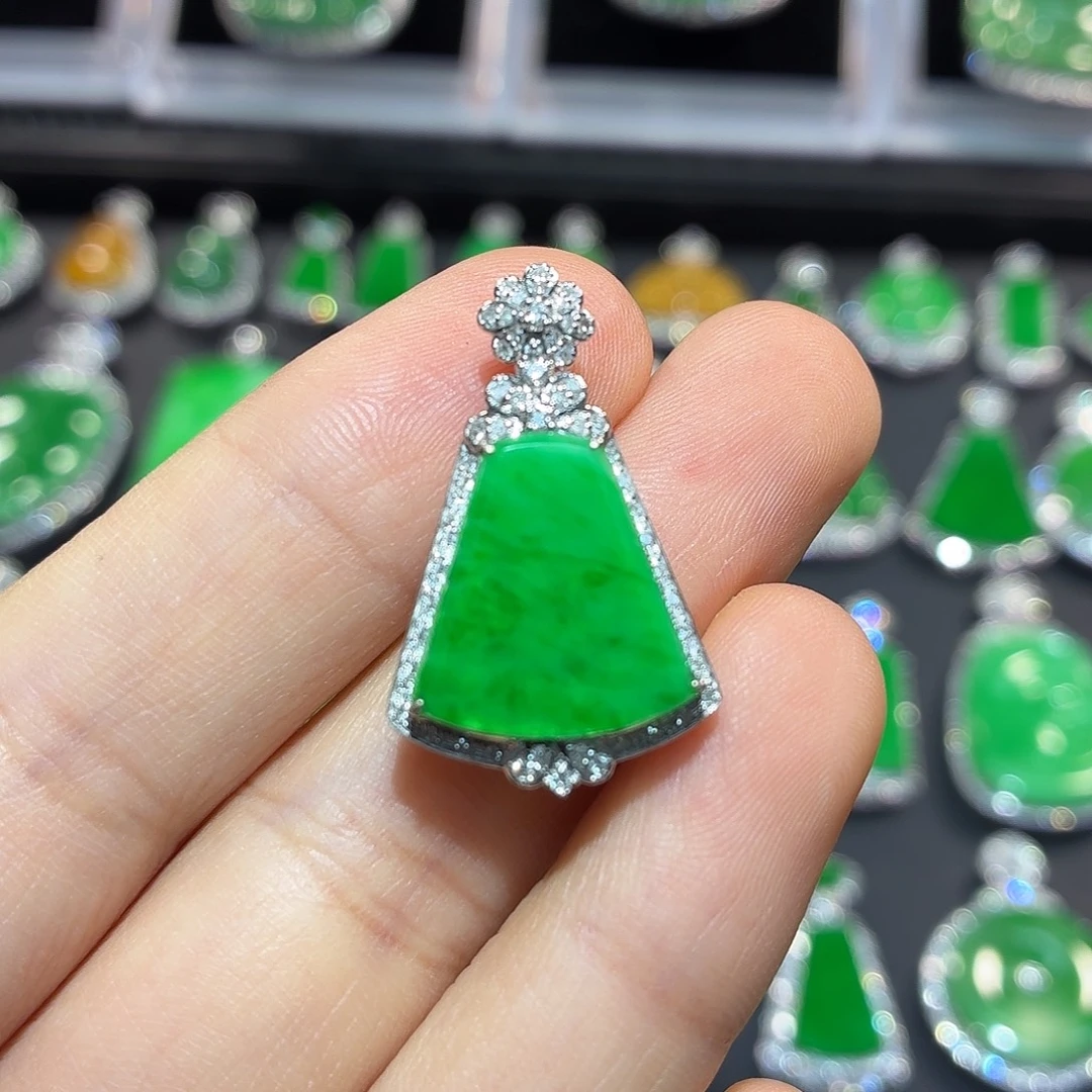 翡翠18K金镶嵌吊坠(不含链)翡翠
