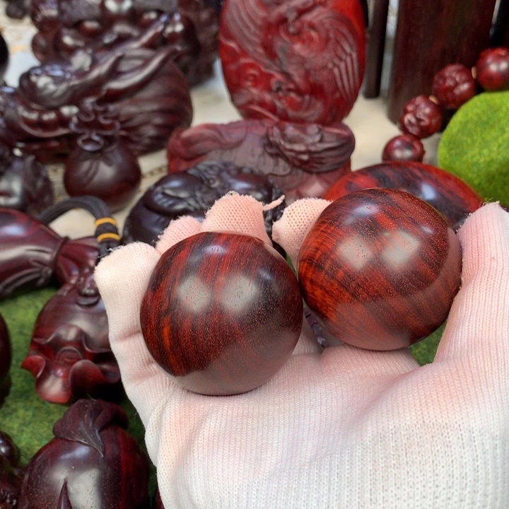 高***彦檀香紫檀（小叶紫檀）