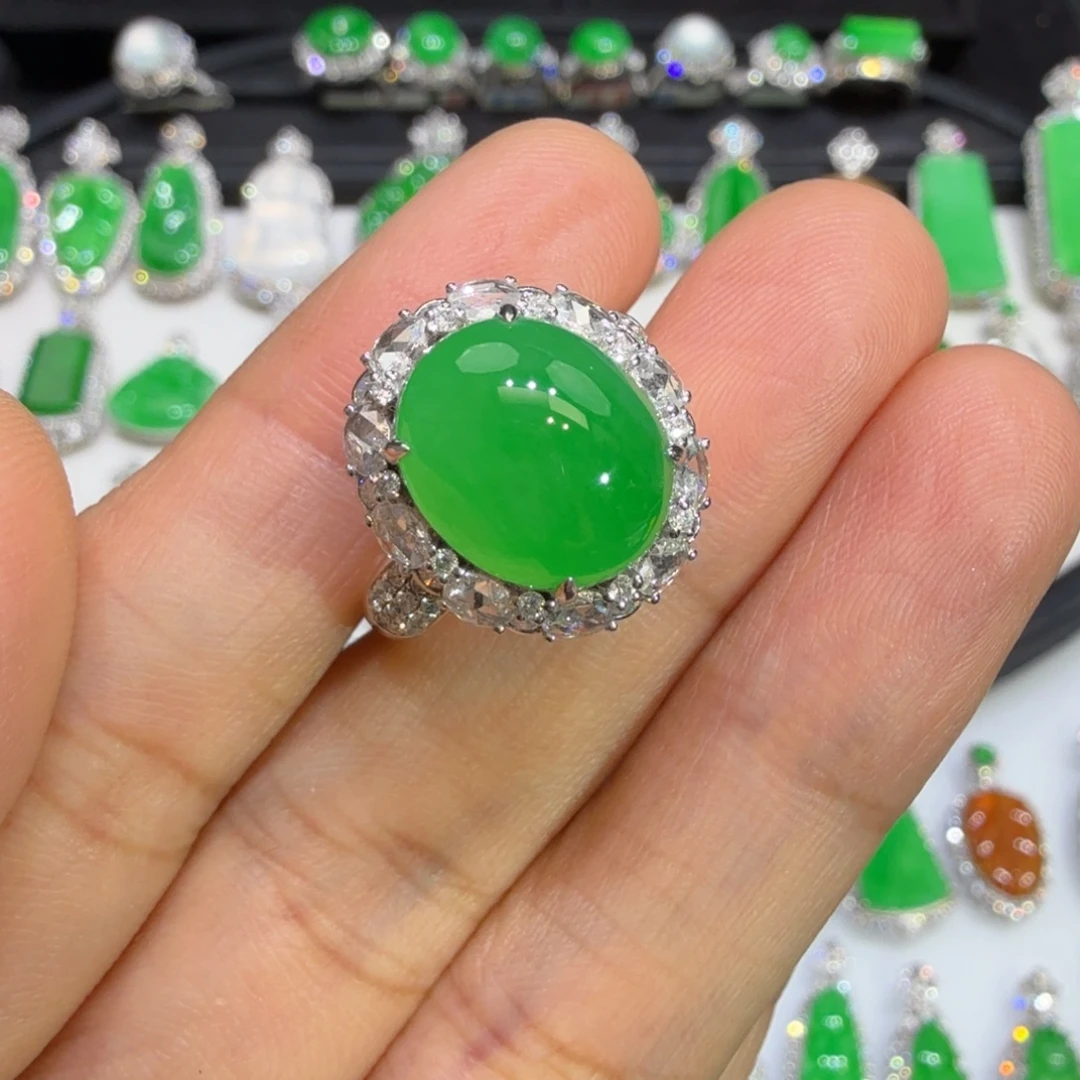 翡翠18K金镶嵌戒指收到货48小时鉴赏期