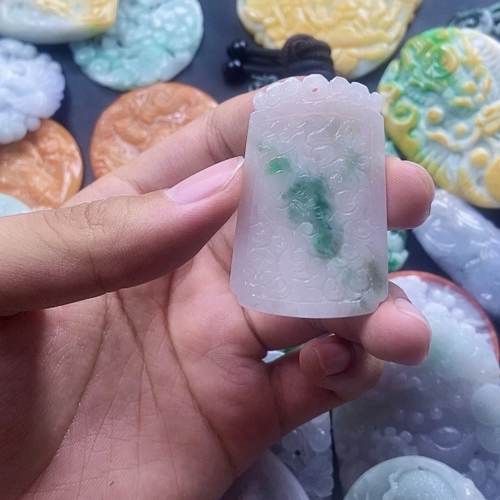 未镶嵌定制翡翠天然翡翠