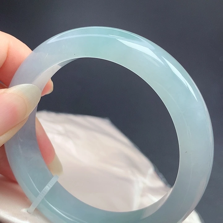 翡翠未镶嵌手镯55.6圈口