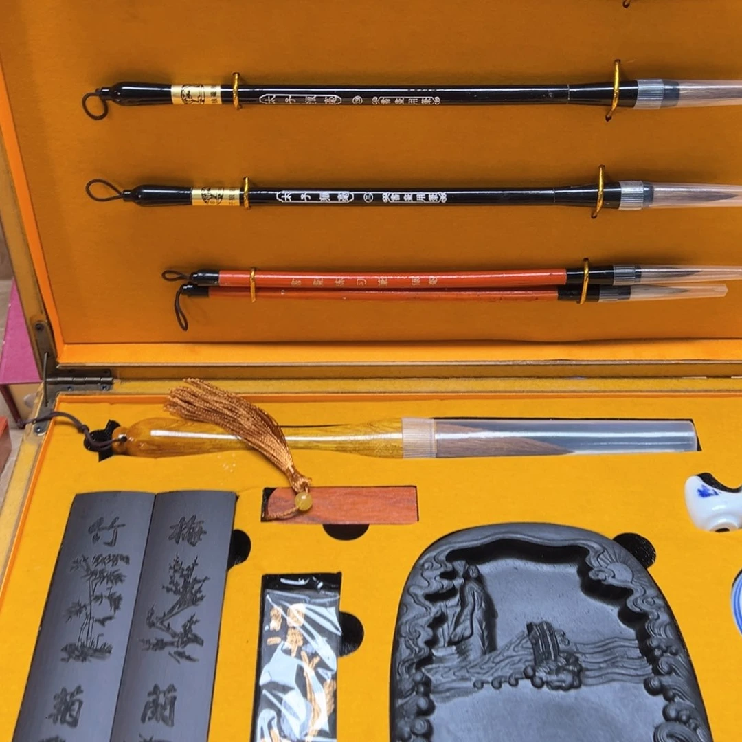 大叶紫檀（黑酸枝木类）