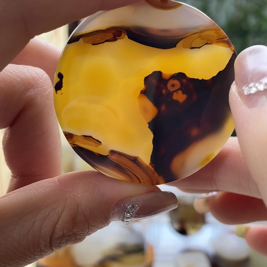 玛瑙/玉髓未镶嵌珠宝奇石