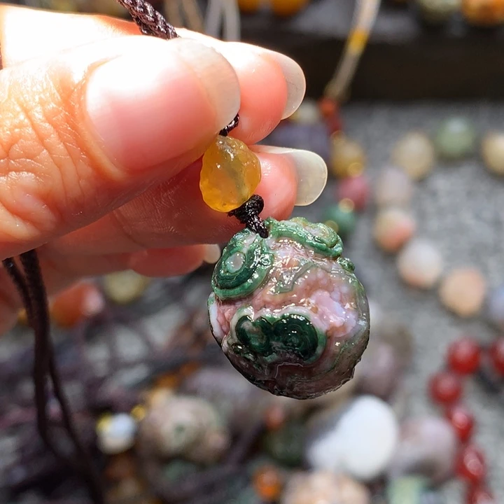 玛瑙/玉髓未镶嵌珠宝半成品
