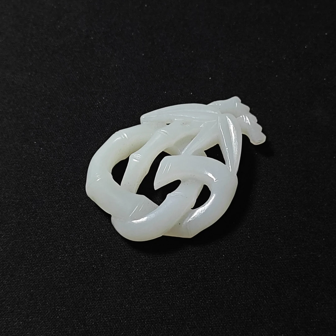 676清代和田白玉竹节佩