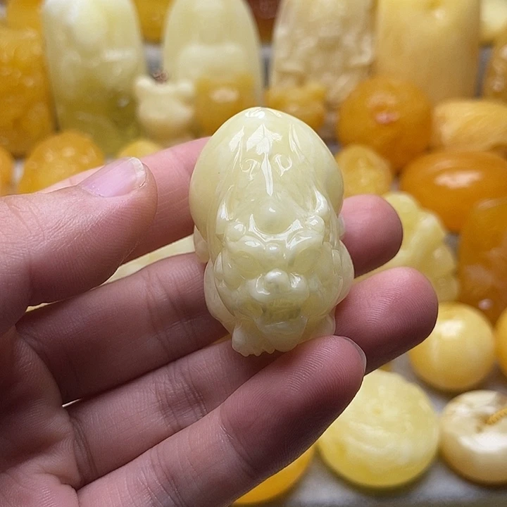 琥珀颈饰未镶嵌琥珀蜜蜡吊坠