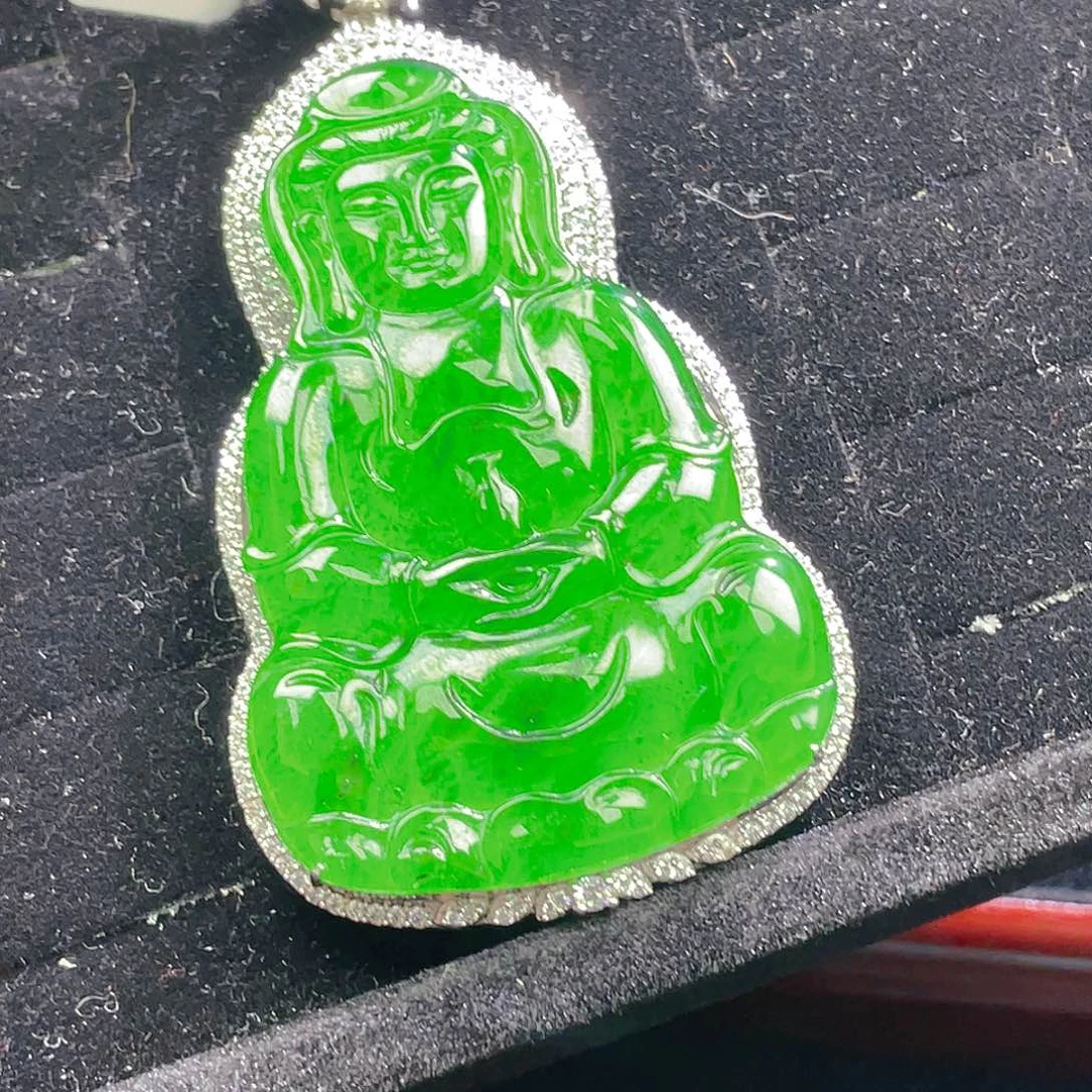 翡翠颈饰未镶嵌124，