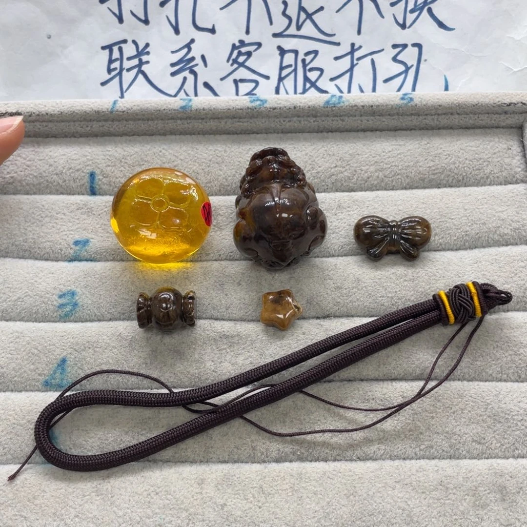 红****琥珀未镶嵌裸石天然琥珀