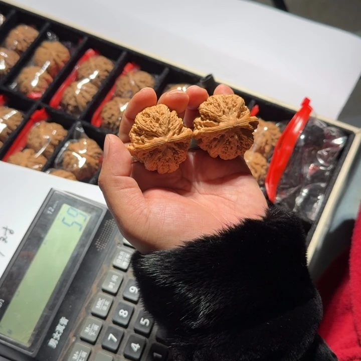 把件文玩核桃138号41-42mm大粗筋