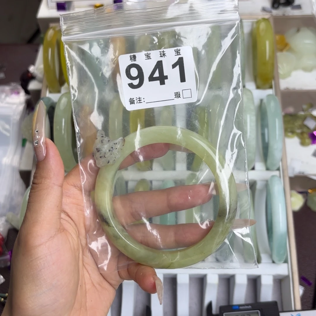 未镶嵌蛇纹石玉手镯大****壮