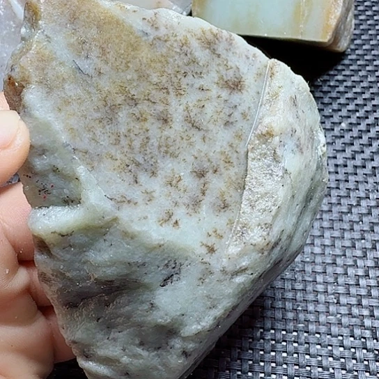 和田玉（糖玉）未镶嵌珠宝半成品