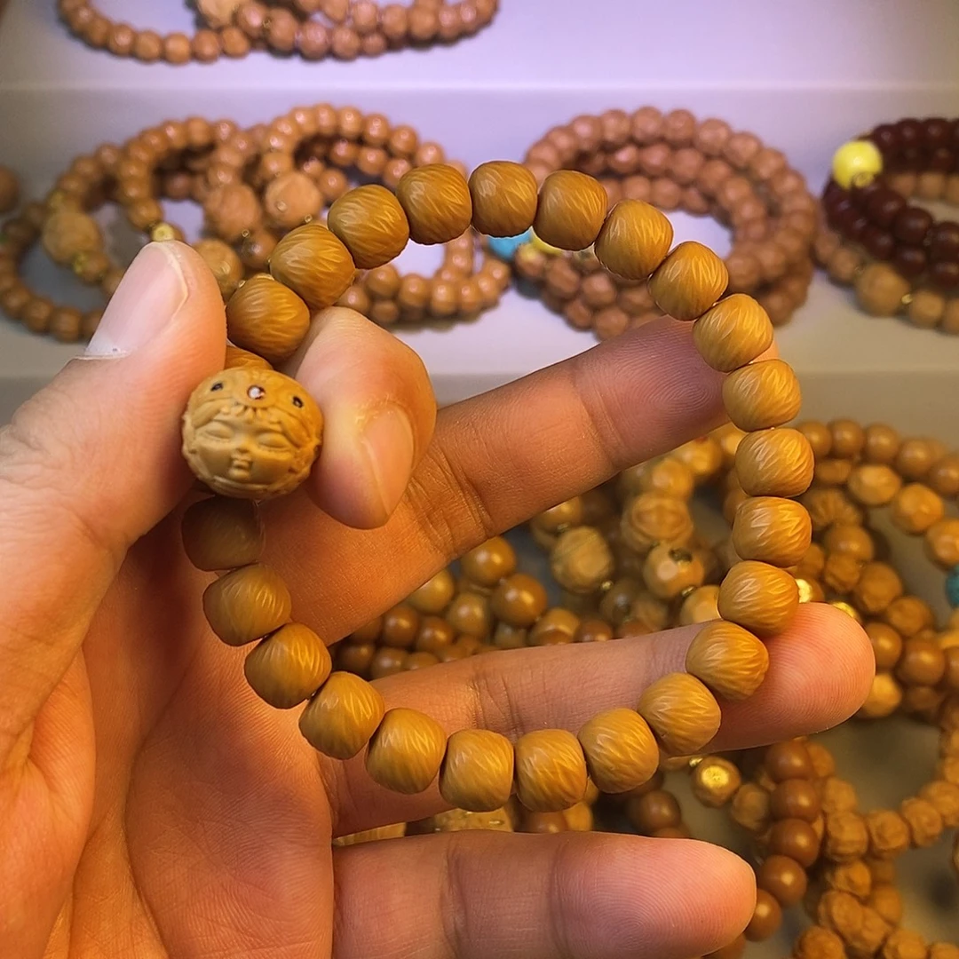 姜***宁猴头核桃手串全品云锦扎基拉姆