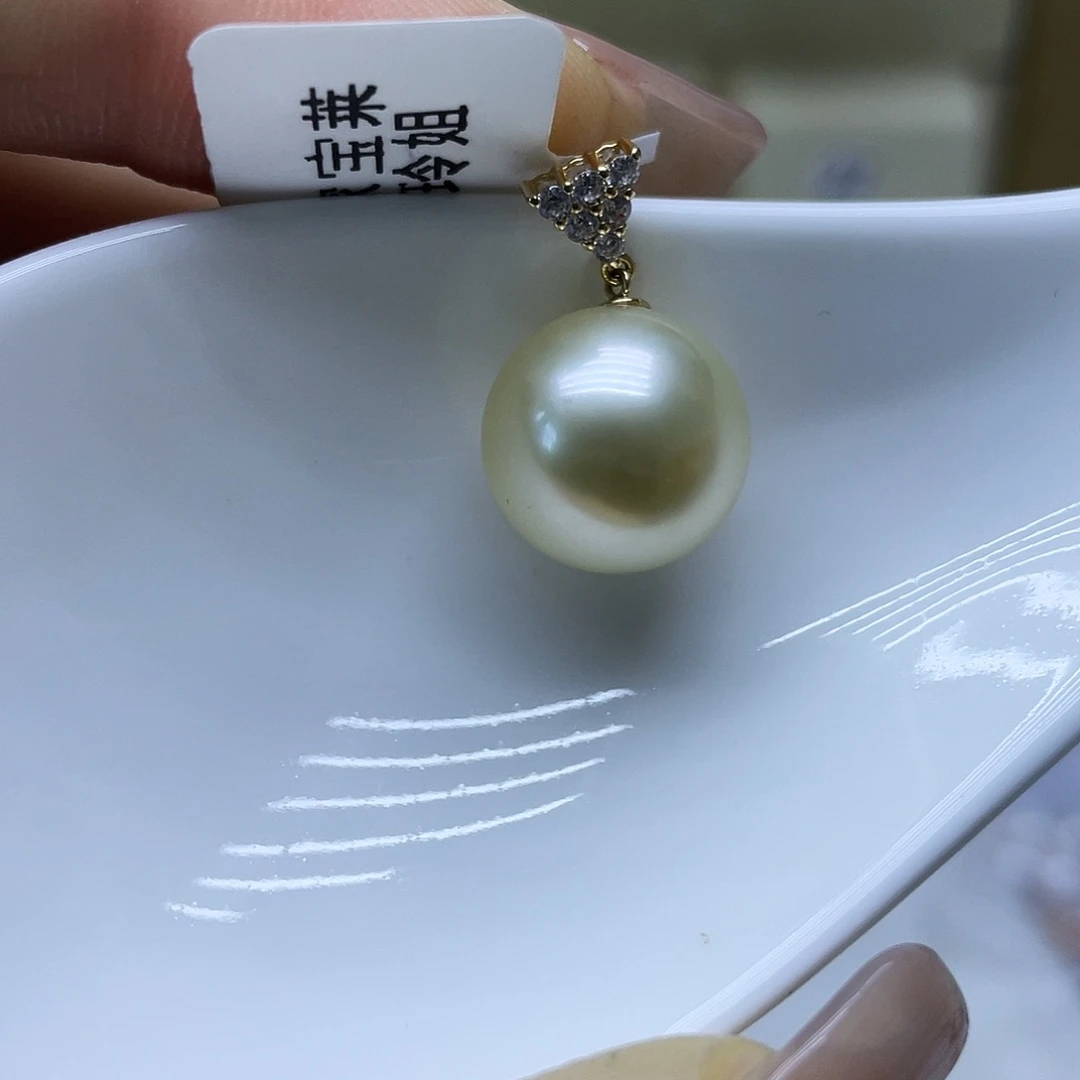 海水珍珠18K金镶嵌颈饰