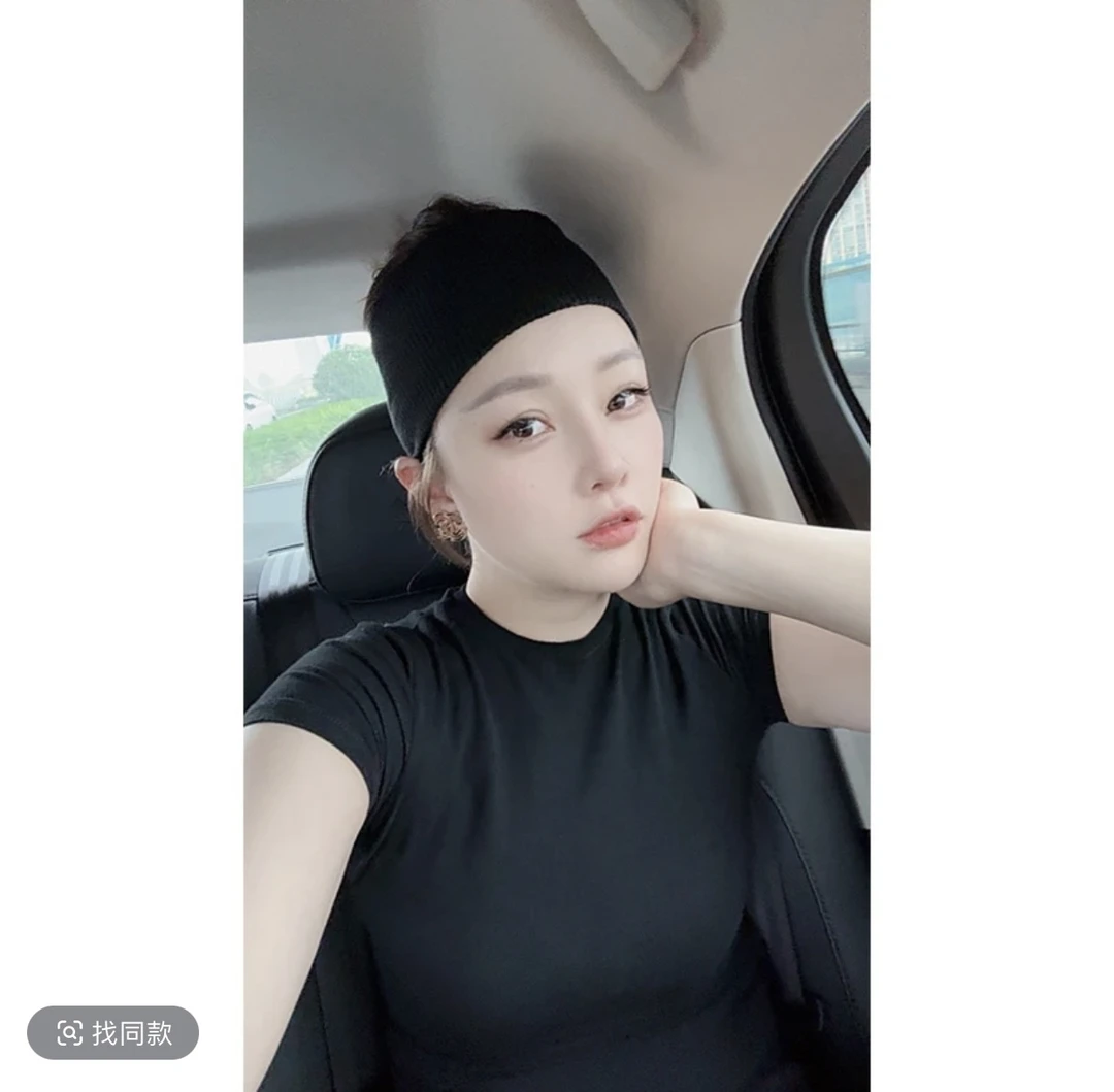 《传奇T》春夏新款纯色短袖T恤202488舒适百搭女士圆领修身打底上衣