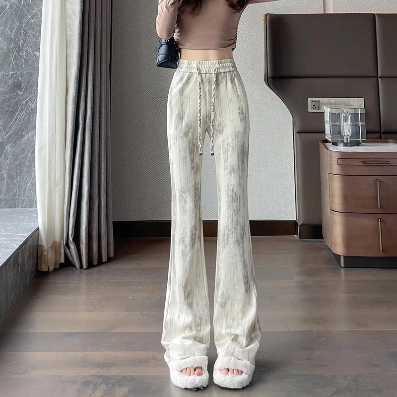 米白色运动微喇裤女春秋2025新款高腰弹力修身显瘦扎染休闲喇叭裤