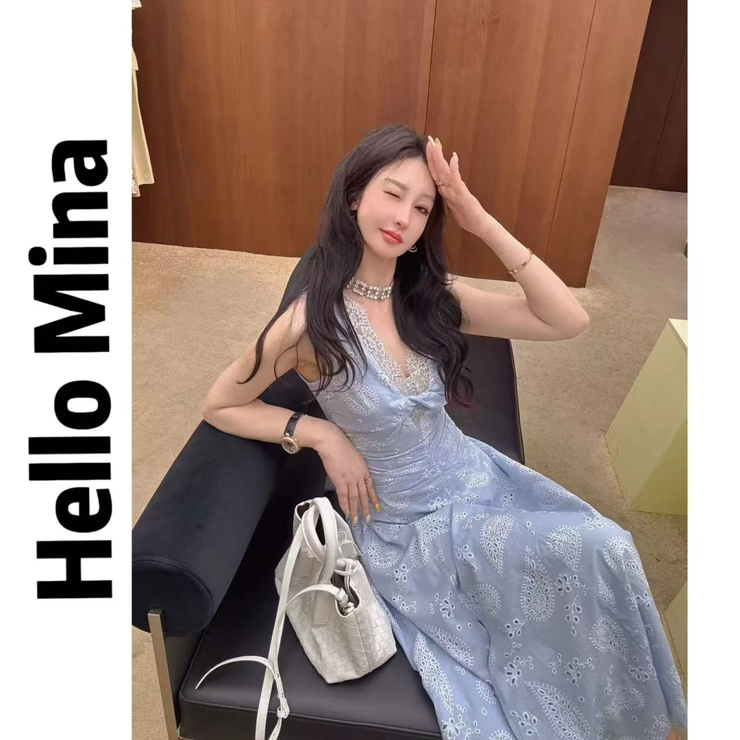 25326镂空蕾丝花边连衣裙