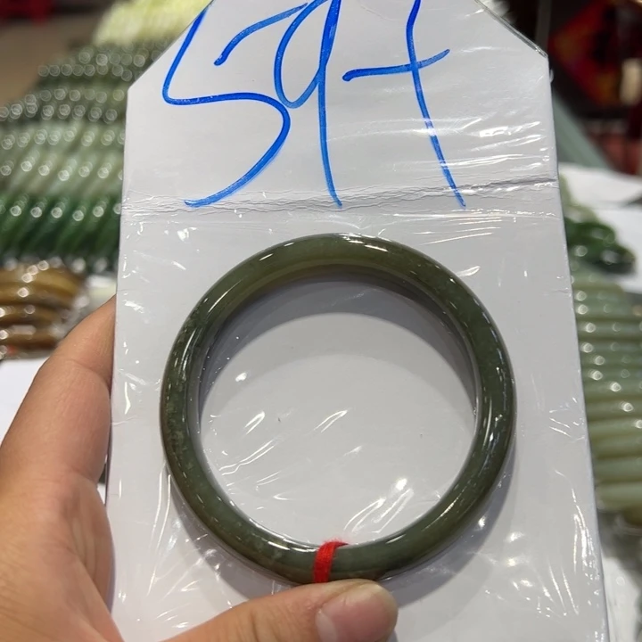 和田玉（糖玉）笔搁未镶嵌