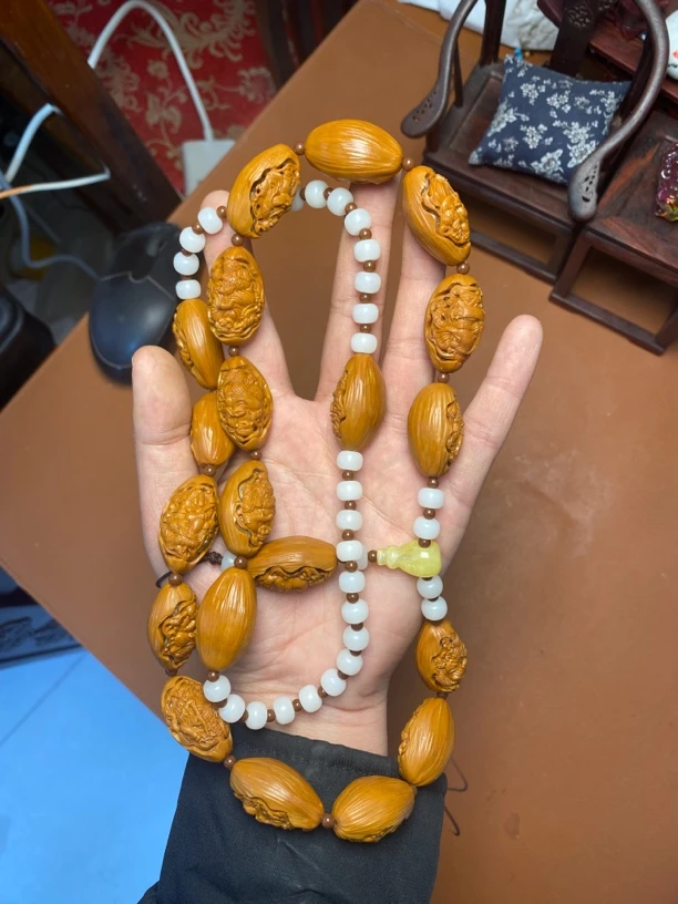 318核雕-白玉菩提整身十八罗汉