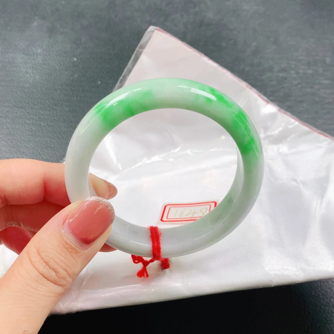翡翠未镶嵌手镯03