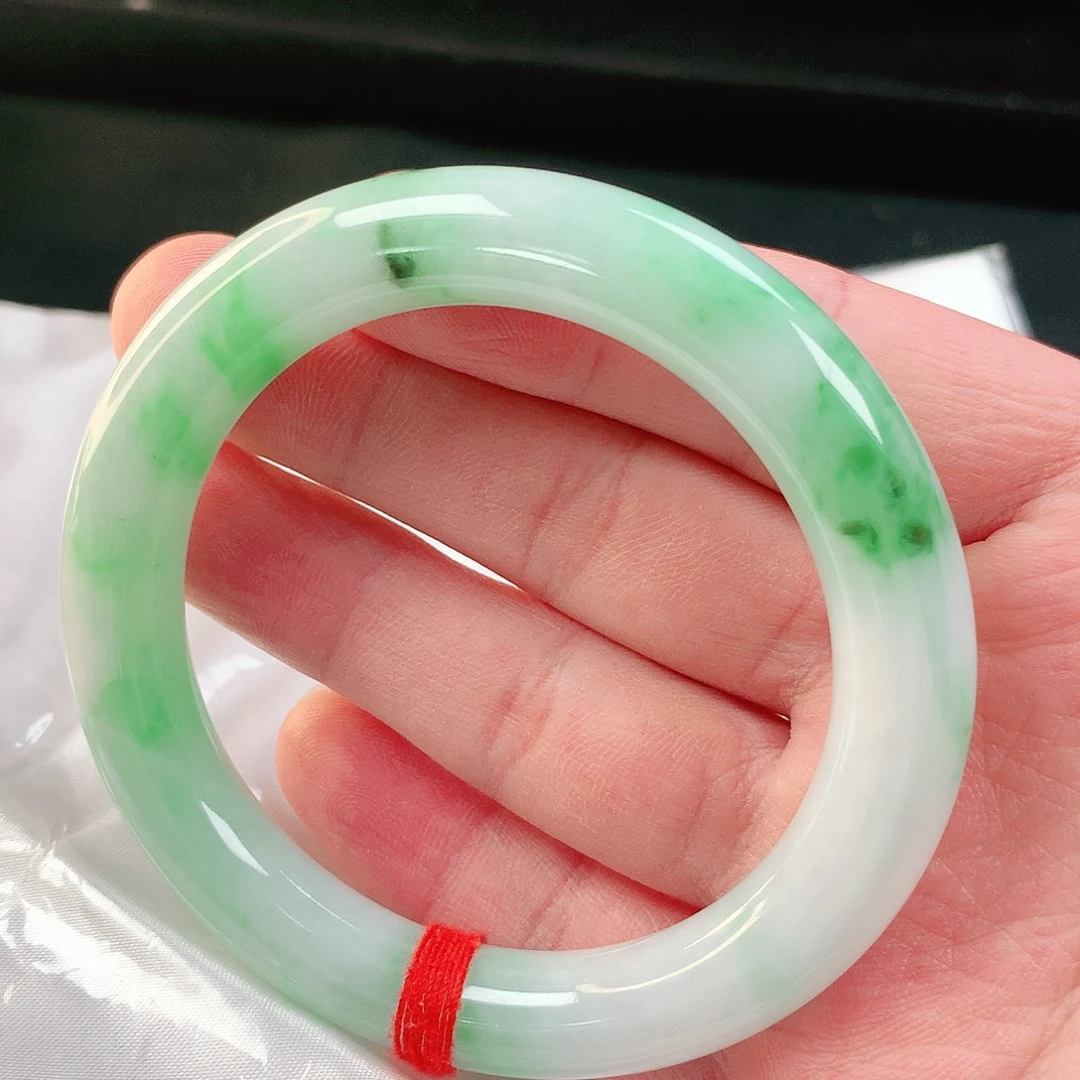 翡翠未镶嵌手镯102