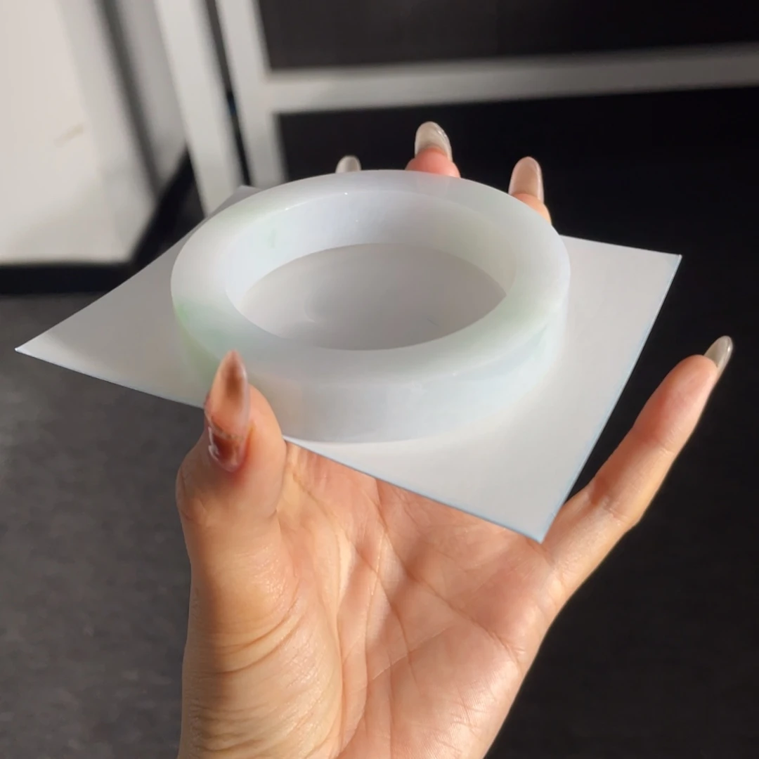 小***乔定制翡翠未镶嵌翡翠