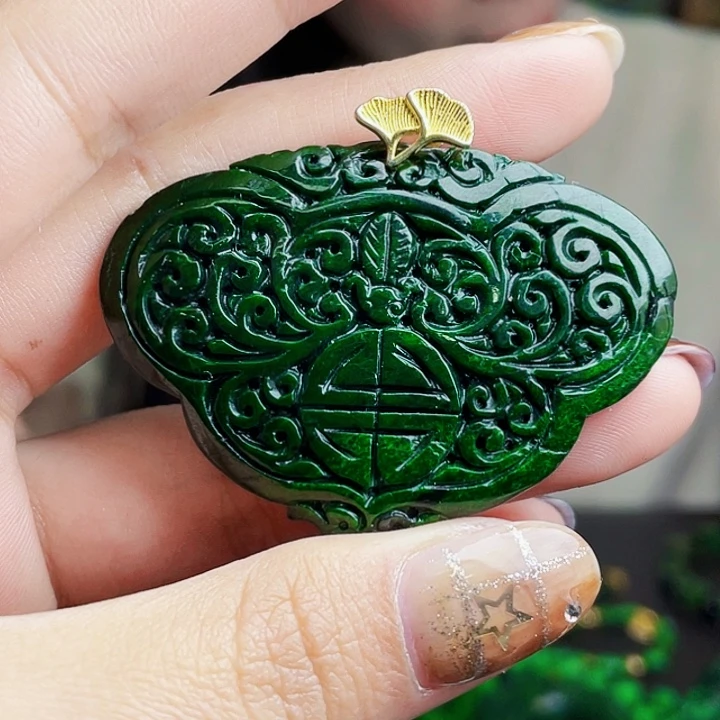 翡翠银S925镶嵌颈饰多样性