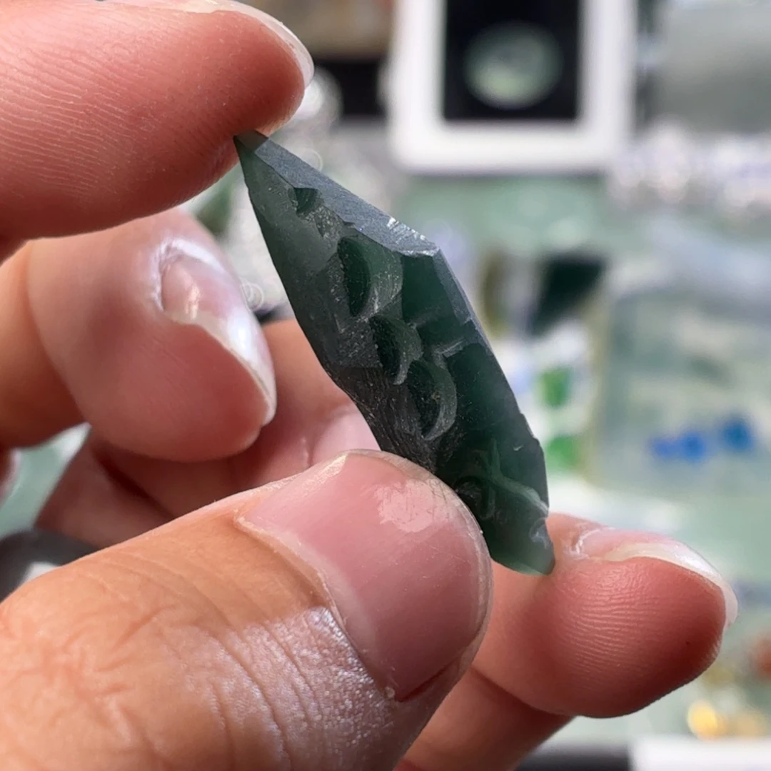 未镶嵌定制翡翠天然缅甸翡翠a货冰种深蓝