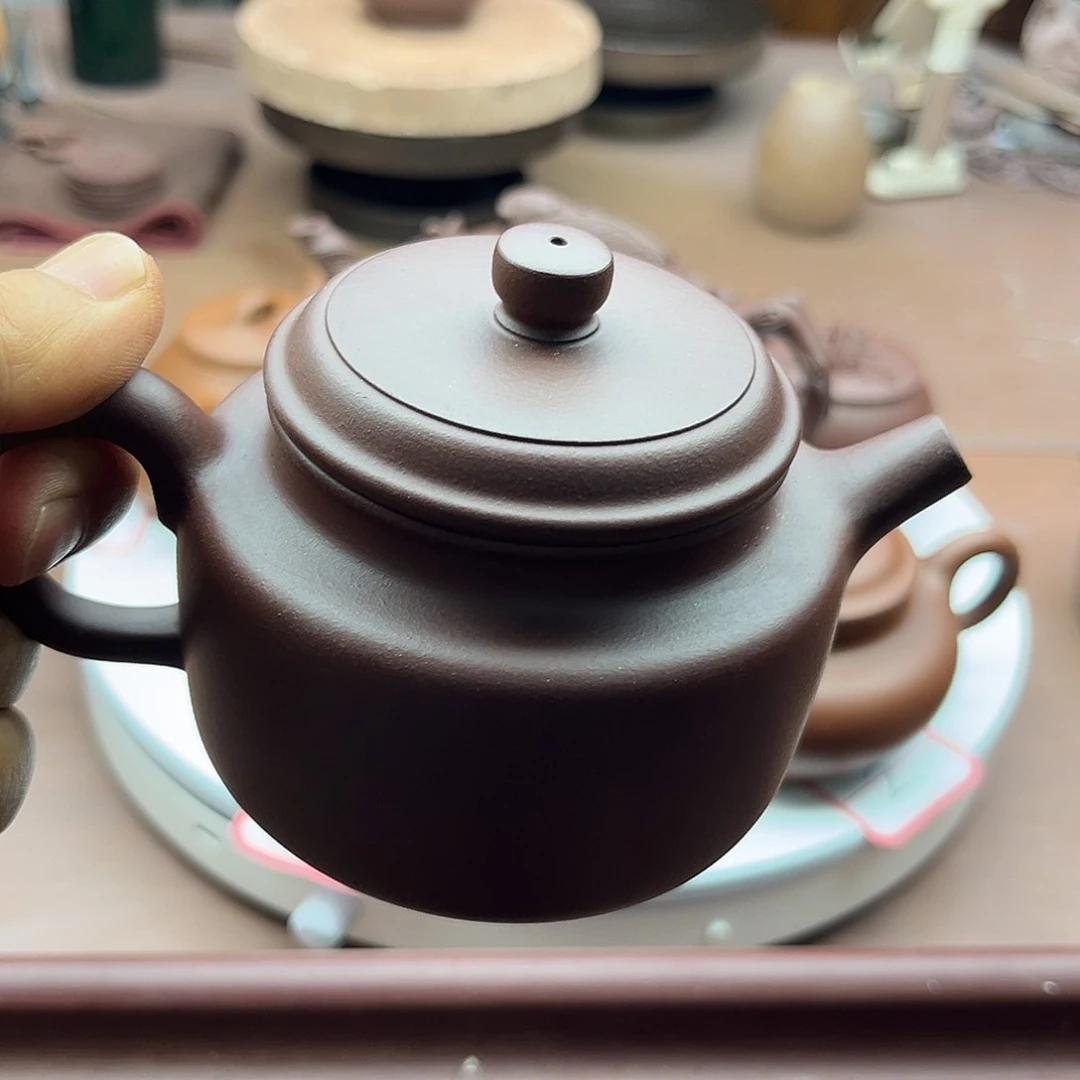 茶壶紫砂自*德钟，底槽清，作者：窦红芳