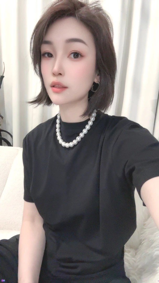 24071杨老板定制款下摆不规则设计感短袖T恤