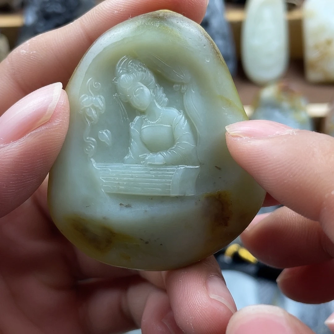 和田玉未镶嵌挂件