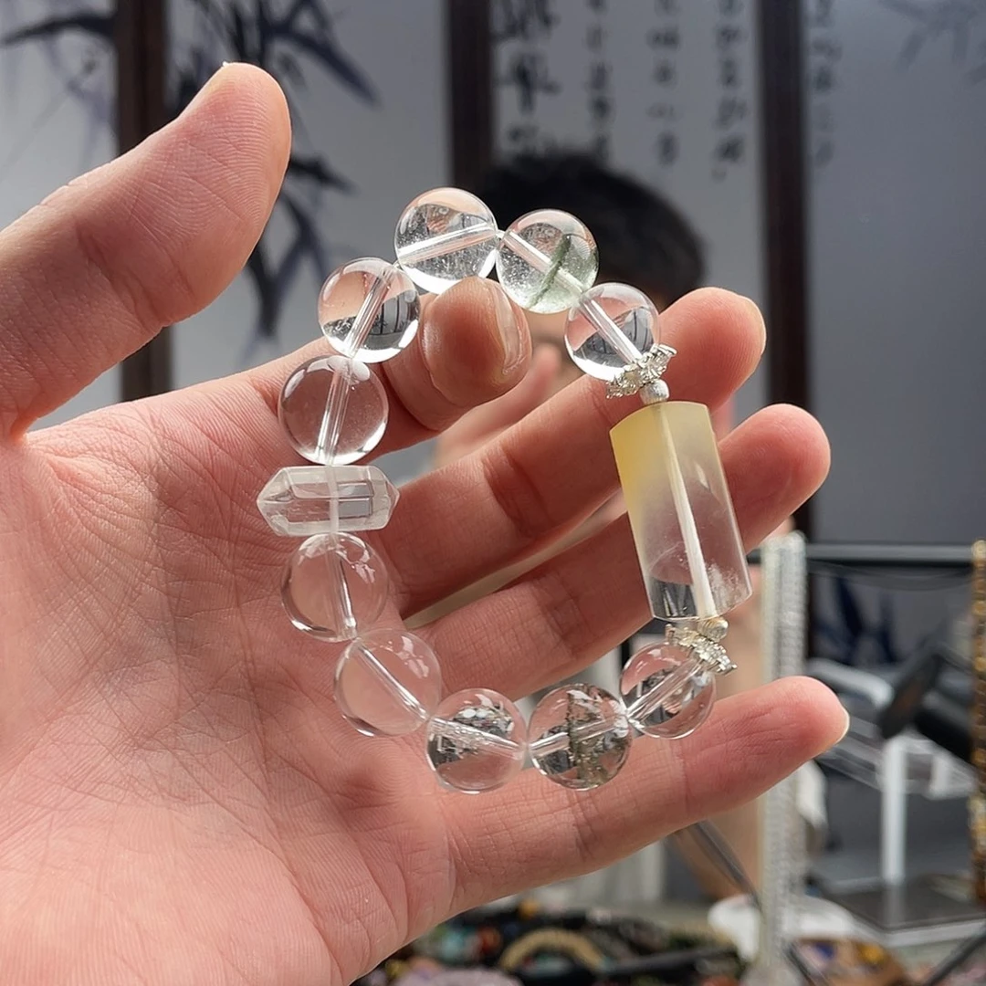 水晶手链未镶嵌白水加黄兔毛加绿幽灵