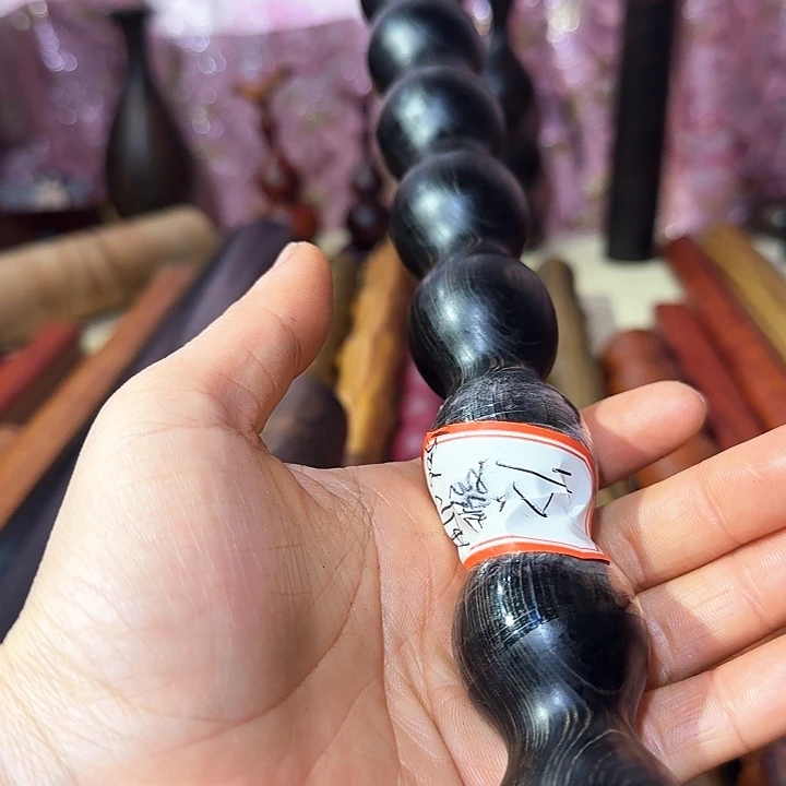 木青筋檀葫芦棍一根