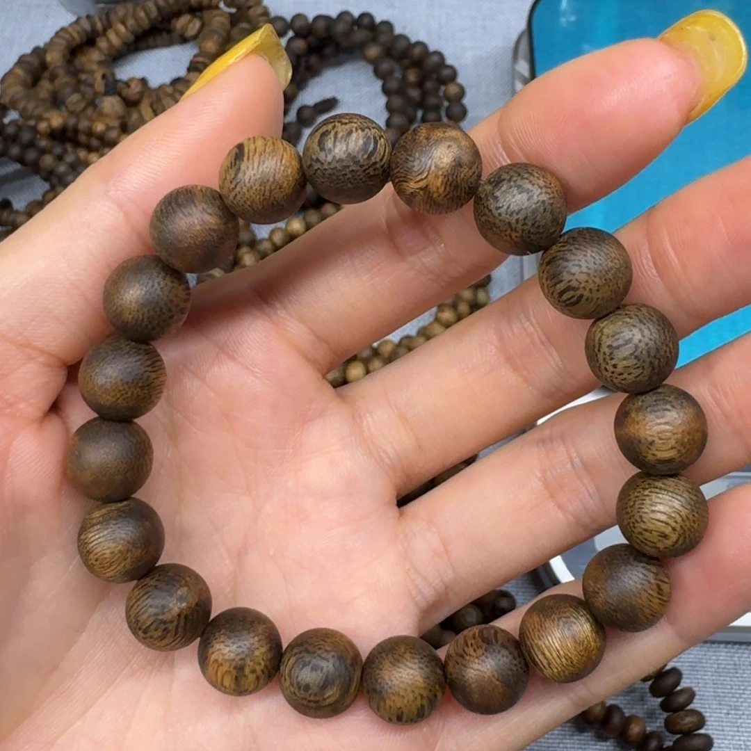 沉香碎屑沉香金沙叶圆珠单圈手串卡10保9克