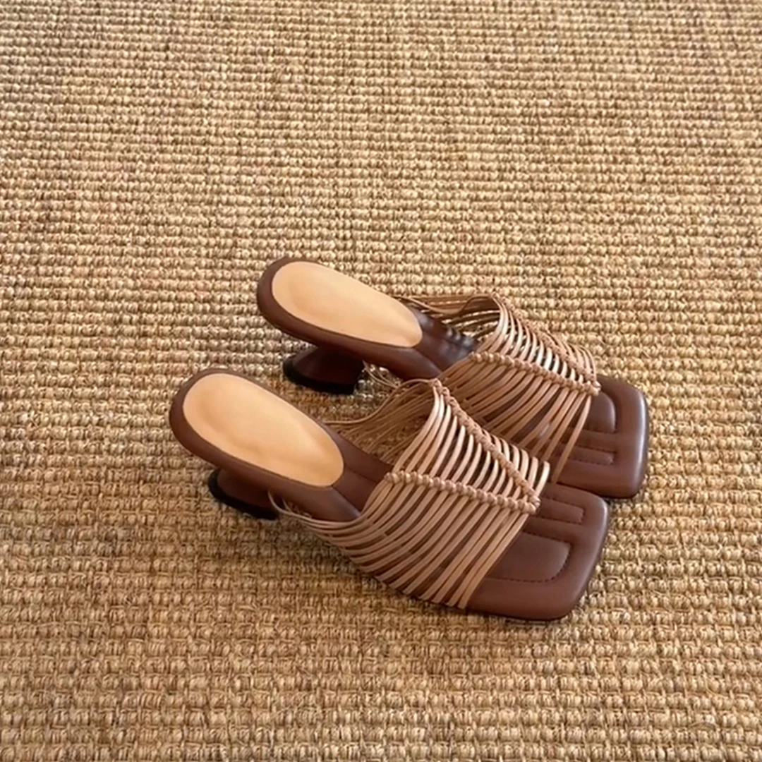 羊皮版~复古百搭编织细带露趾凉拖女坡跟真皮方头外穿简约高跟鞋