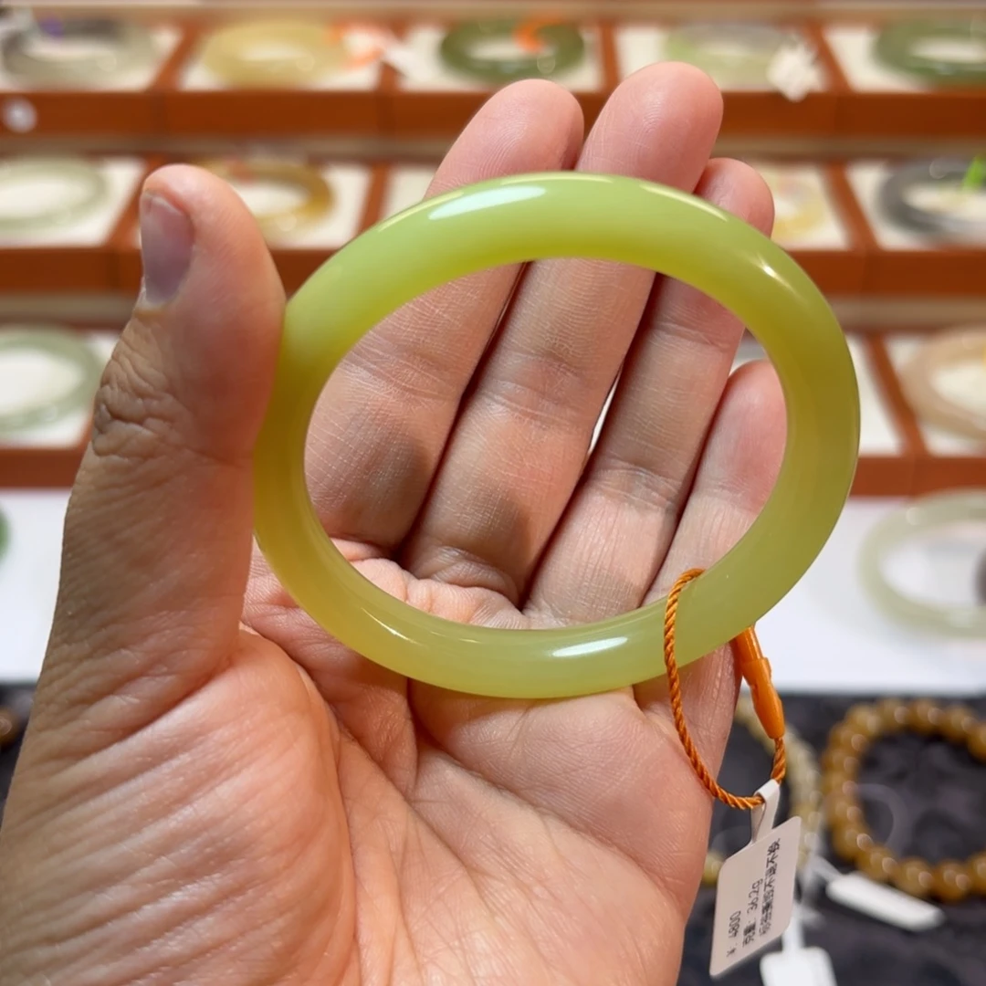 和田玉未镶嵌手镯新疆黄口料鸡油黄猫眼手镯