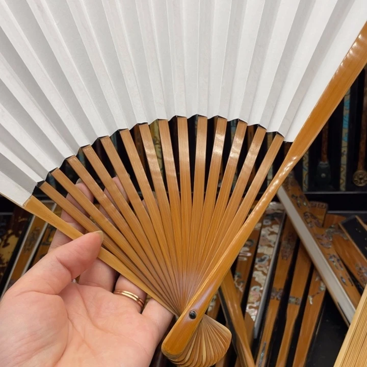 扇子小茄三合16房小心翼翼小心翼翼