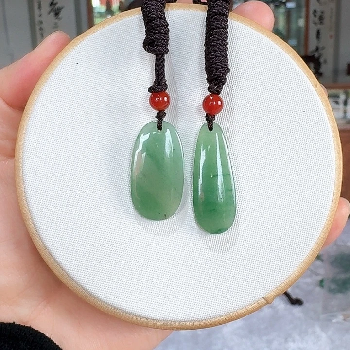 密玉（石英质玉）未镶嵌颈饰