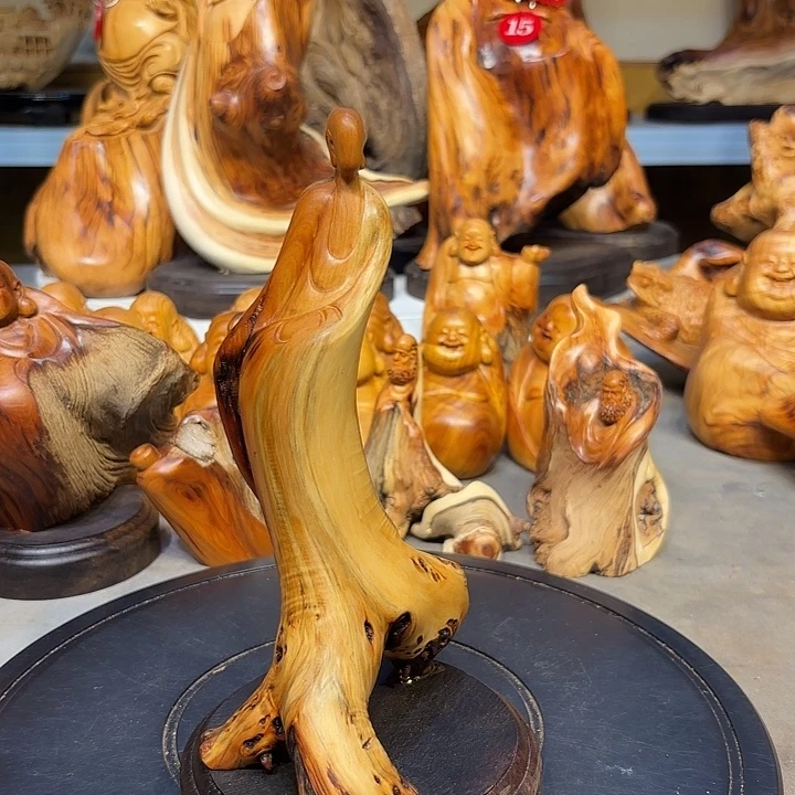 柏木太行崖柏无相佛